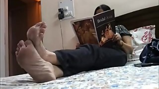 Candid Indian Wife reading footrub!